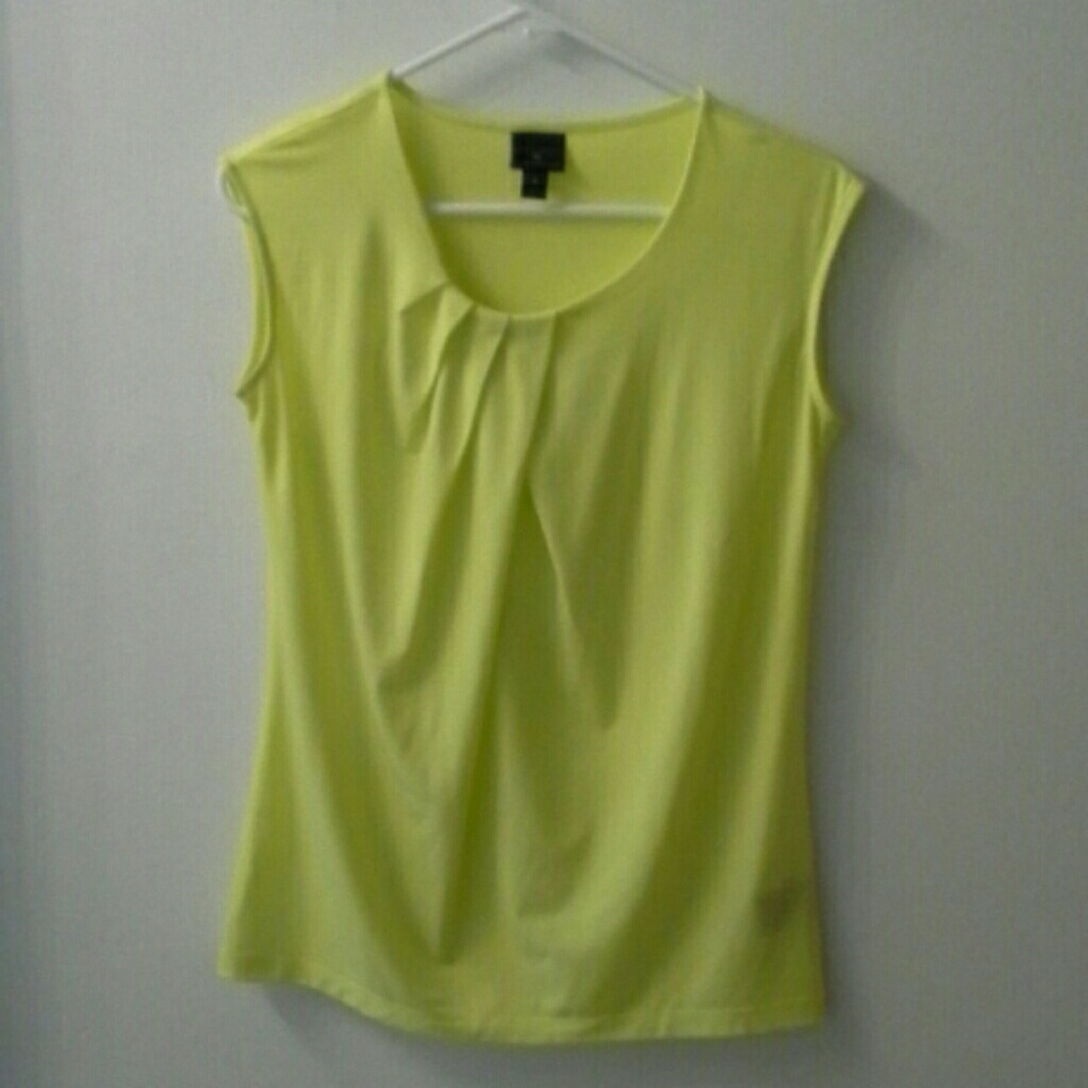 Worthington Spring Green Sleeveless Blouse NWOT